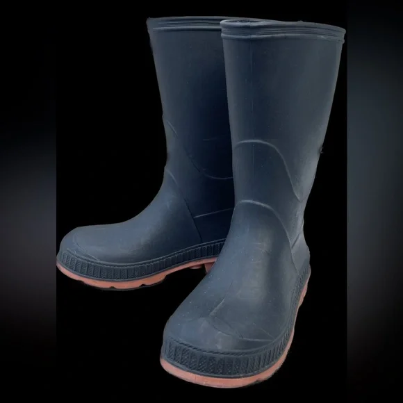 Kids Unisex Canada-made Waterproof Rubber Rain Boots, Black - size 10 - Picture 8 of 8